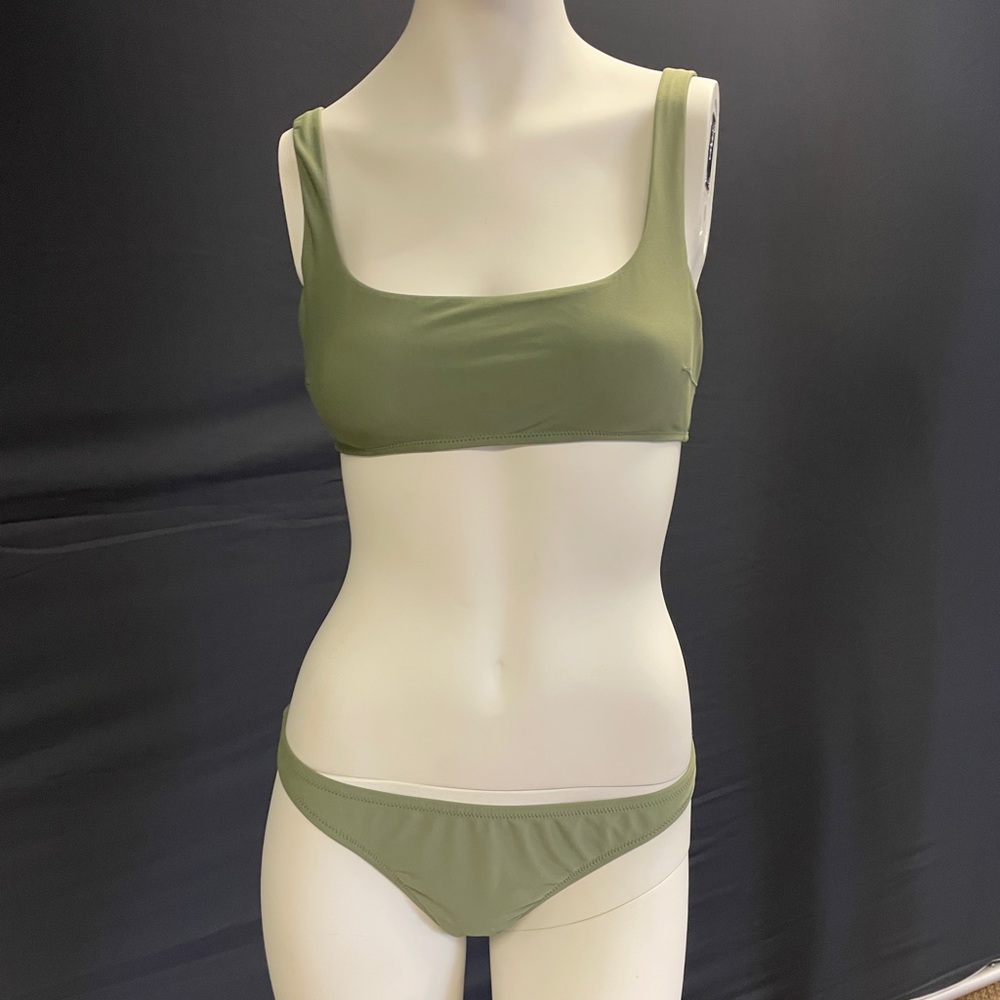 Aerie bralette top and cheeky bottoms bathing suit